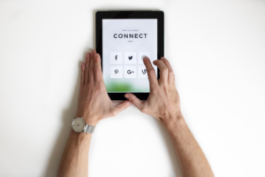 Social media marketing agency showcases popular social media apps on iPad