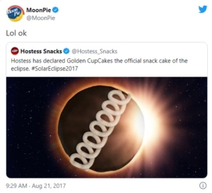 Moon pie social media company responds to Hostess snack Twitter